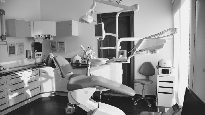 Navigating the Complexities of Dental Practice Insurance: What Dentists Need to Know